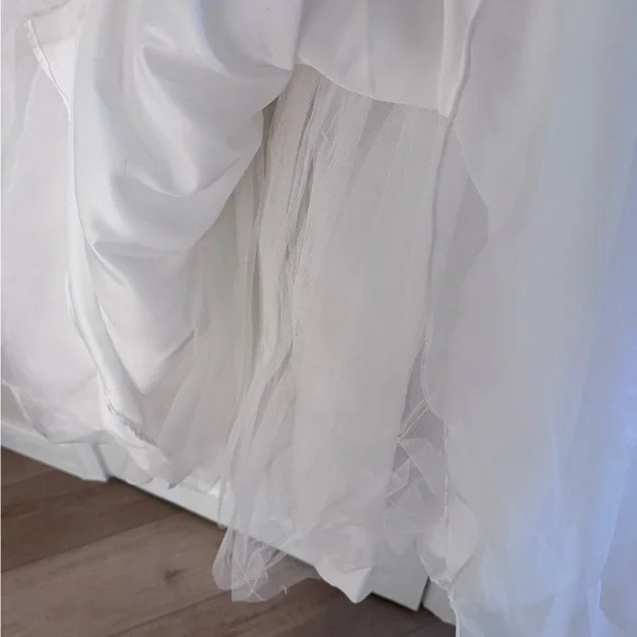 David’s Bridal Girls Sz 14 White Flower Girl/Daughter of the Bride Wedding Dress - Picture 8 of 11